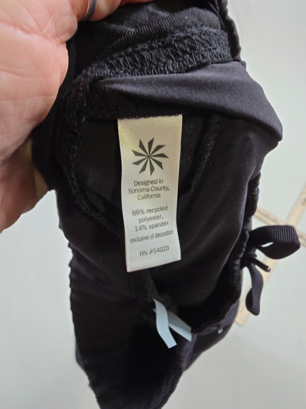Athleta Womens Black Track City Pants Zippered Leg Elastic Waist Size 2 - Picture 3 of 9